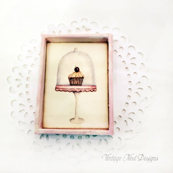 Cupcake Pedestal No.1:1 Dollhouse Miniature Handmade image 3