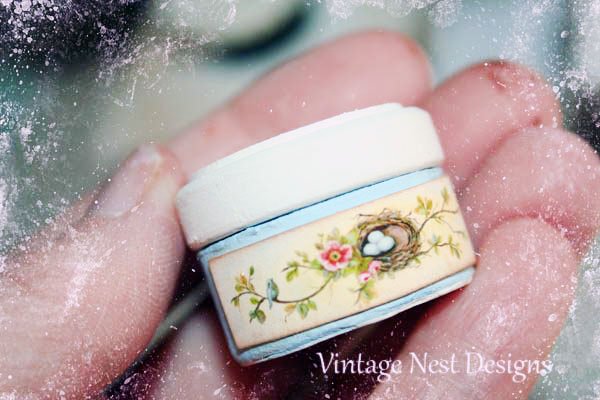 Bird Nest Box Round No.1 Dollhouse Miniature Handmade image 0