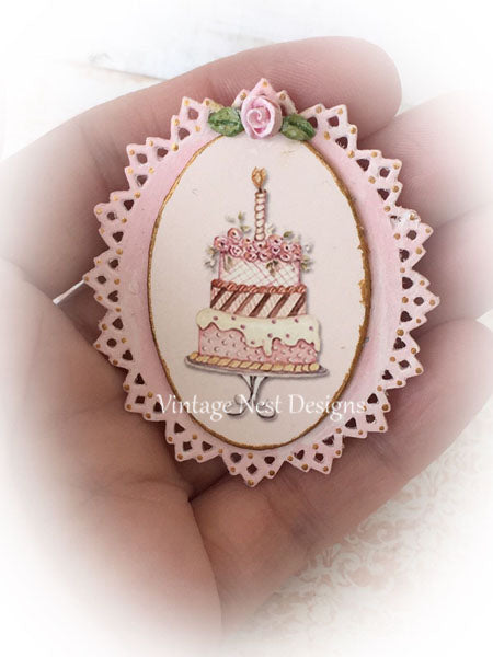 Gâteau n° 8:2 Miniature Maison de Poupée Fait Main