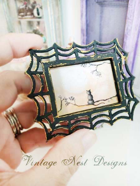 The Cat & Moon No.2:2 Dollhouse Miniature Handmade