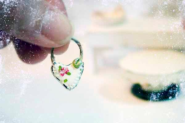Hanging Heart No.2 Dollhouse Miniature Handmade image 3