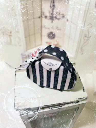 Purse No.8 Dollhouse Miniature Handmade image 0