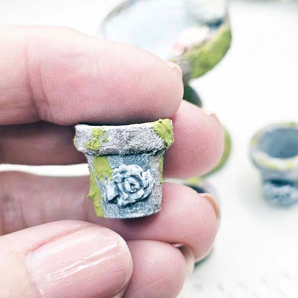 Mossy Bird Bath No.6 Dollhouse Miniature Handmade image 3