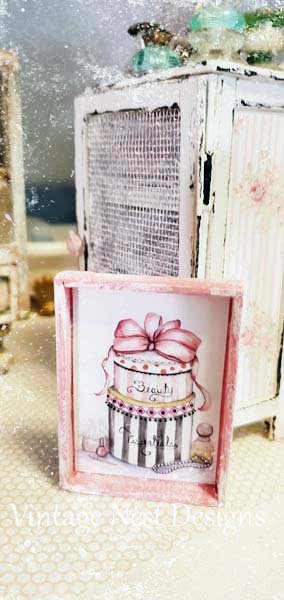 Beauty Essentials No.1:1 Dollhouse Miniature Handmade image 2