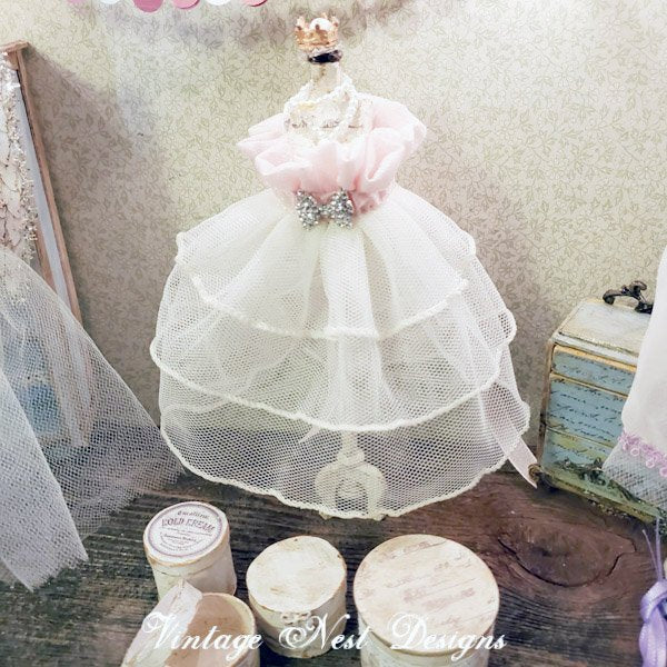 Antique Style Mannequin No.1 Dollhouse Miniature Handmade image 8