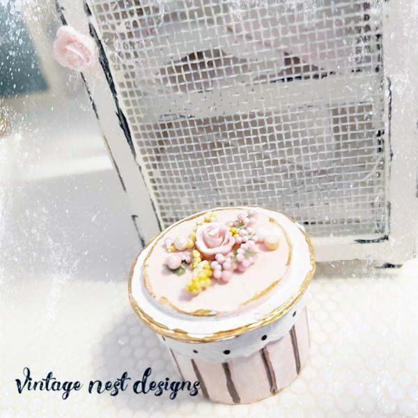 Box No.75 Dollhouse Miniature Handmade image 2