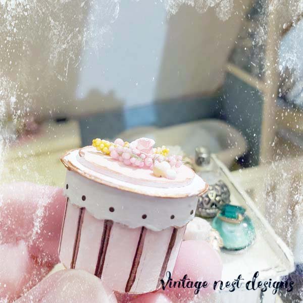 Box No.75 Dollhouse Miniature Handmade image 4