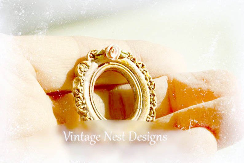 Frame No.1 Dollhouse Miniature Porcelain Handmade image 2