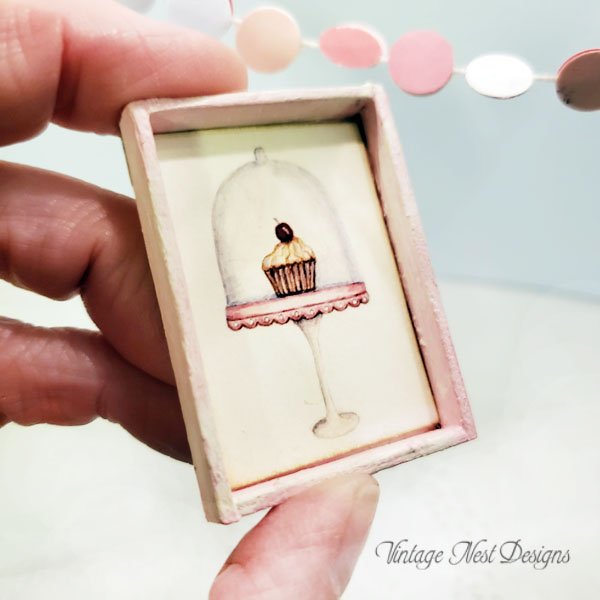 Cupcake Pedestal No.1:1 Dollhouse Miniature Handmade image 2