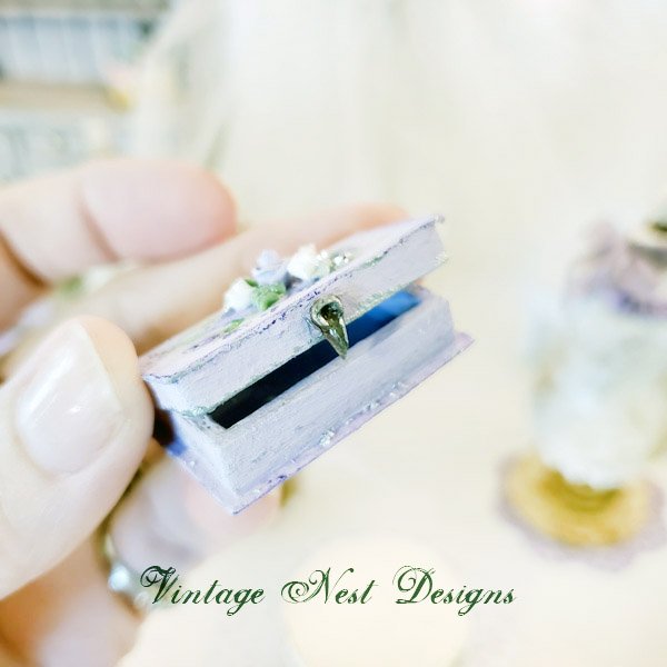 Box No.111 Dollhouse Miniature Handmade image 2