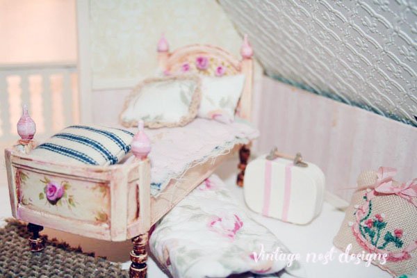 Dollhouse Bed No.3 Handmade Miniature image 1