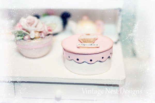 Cupcake Box No.12 Dollhouse Miniature Handmade image 5