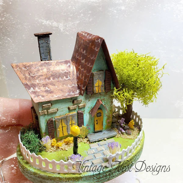 Putz House No.24 Handmade Miniature image 5