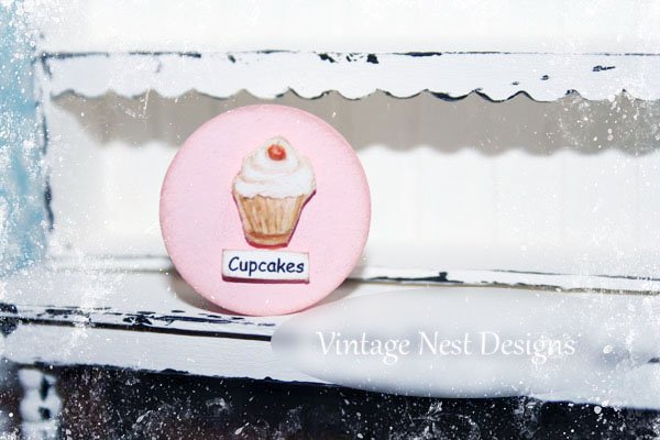 Cupcake Box No.12 Dollhouse Miniature Handmade image 3