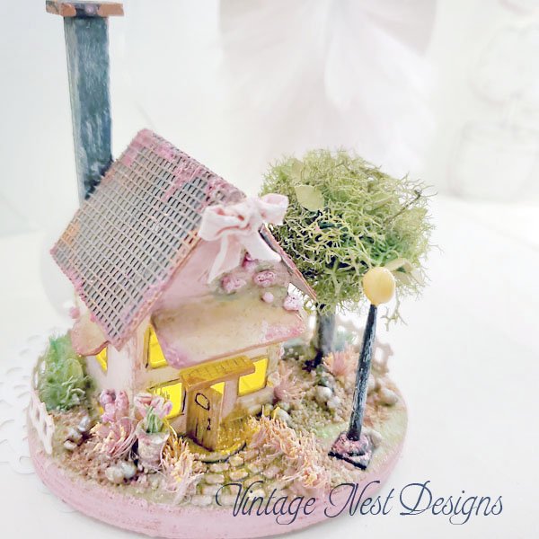 Putz House No.29 Handmade Miniature image 4