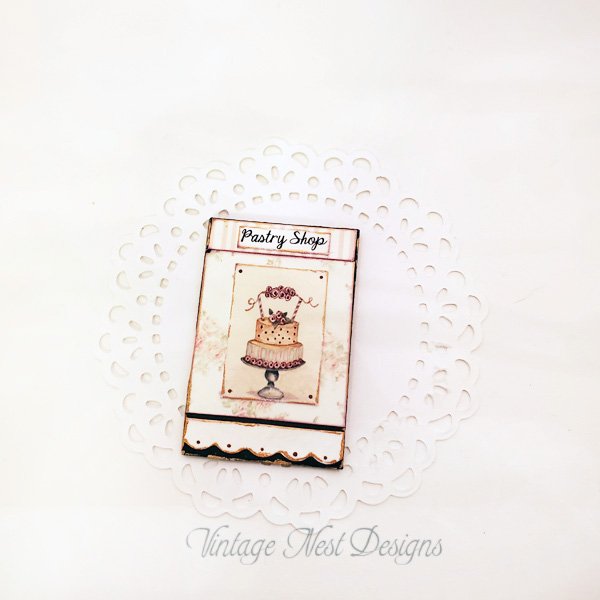 Cake No.5:2 Dollhouse Miniature Handmade image 1