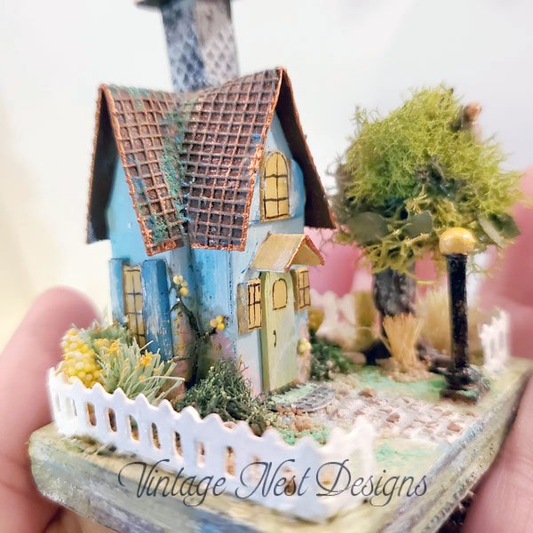Putz House No.32 Handmade Miniature image 3