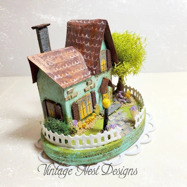 Putz House No.24 Handmade Miniature image 2