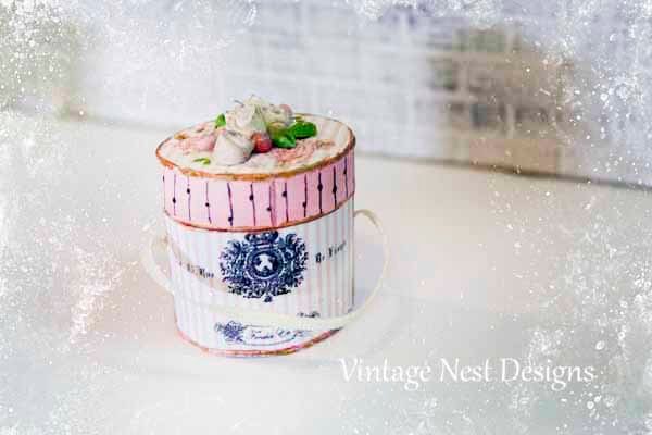 Hat Box No.42 Dollhouse Miniature Handmade image 2