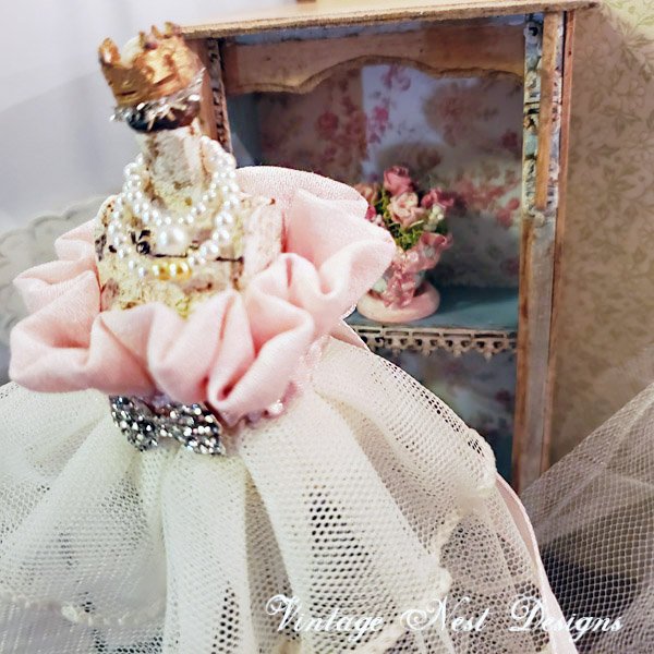 Antique Style Mannequin No.1 Dollhouse Miniature Handmade image 12