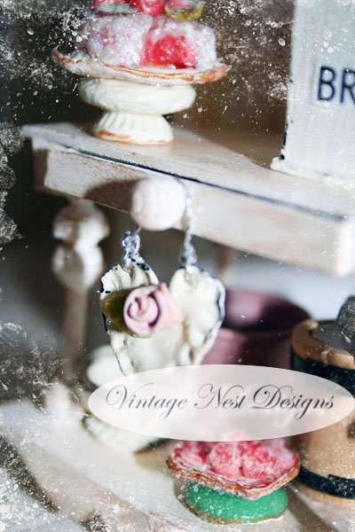 Hanging Heart No.1 Dollhouse Miniature Handmade image 2