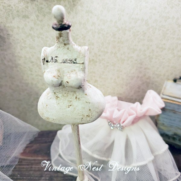 Antique Style Mannequin No.1 Dollhouse Miniature Handmade image 6