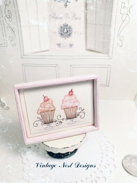 Le Treats Cupcakes No.2:1 Dollhouse Miniature Handmade image 0