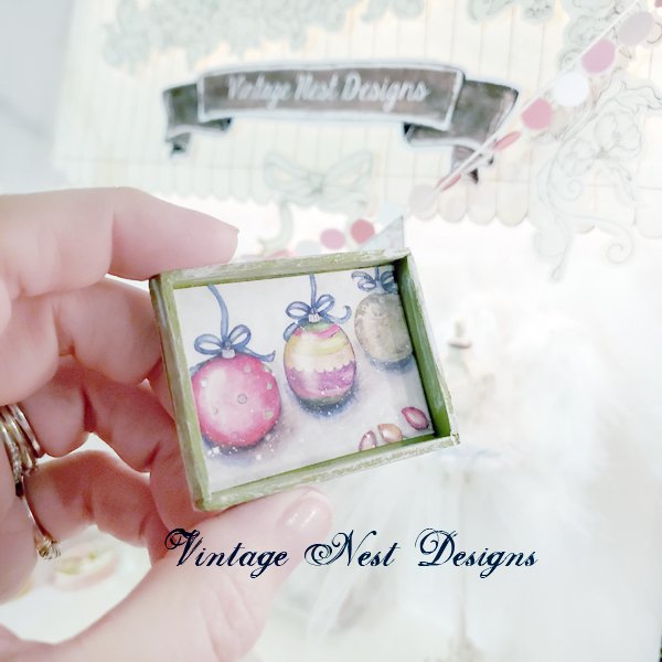 Christmas Bulbs No.2:1 Dollhouse Miniature Handmade image 2