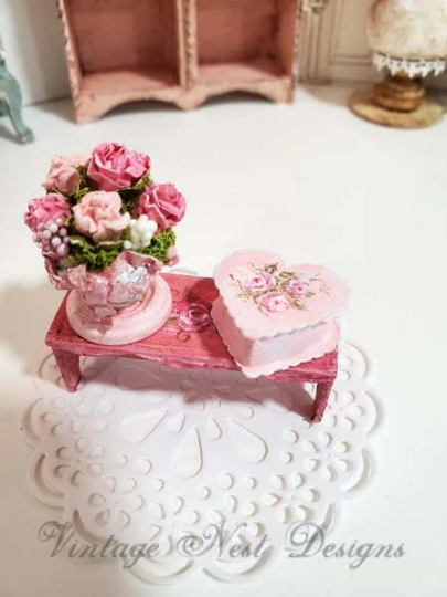 Heart & Roses Box No.1 Dollhouse Miniature Handmade image 5
