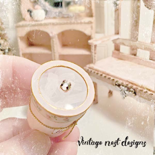Box No.77 Dollhouse Miniature Handmade image 6