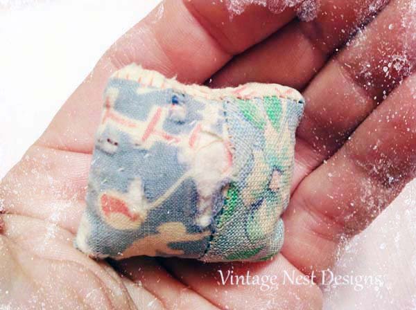 Bird Crown Pillow No.1 Dollhouse Miniature Handmade image 1