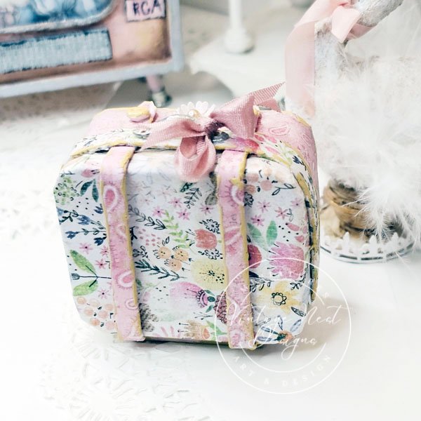 Luggage Suitcase No.53 Dollhouse Miniature Handmade image 1