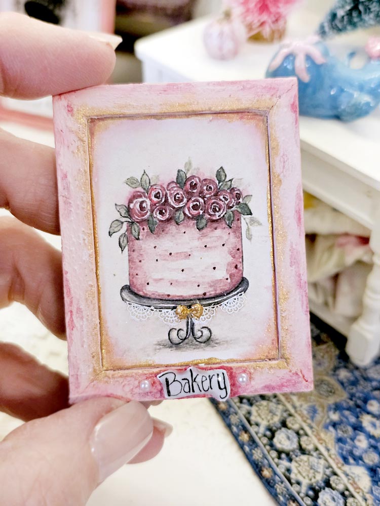 Miniature Kitchen Cake No.7:12 Handmade for Dollhouse Wall Decor Diorama Shadow Box