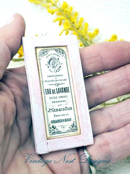 Enseigne de bain n°1:1 miniature de maison de poupée faite à la main