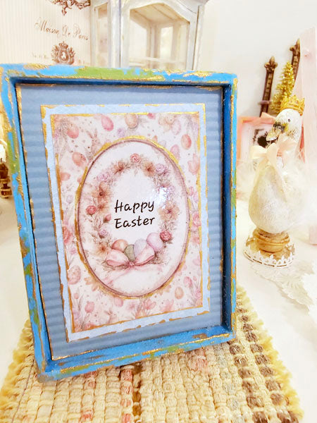 Joyeuses Pâques No.1:1 Art encadré fait main pour maison de poupée diorama vitrine