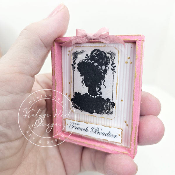 Miniature Silhouette Doll No.1-1 Art , Pink Wood Frame Dollhouse Diorama 1:12 Scale