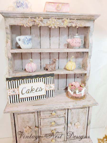 Miniature Cake Sign No.2:1 Handmade for Dollhouse