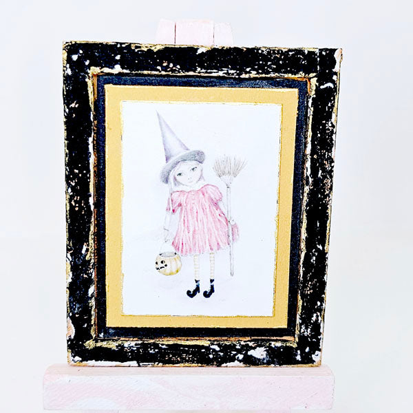 Miniature Fille Sorcière d'Halloween N°2:2 Cadre en Bois Fait Main pour Maison de Poupée Art