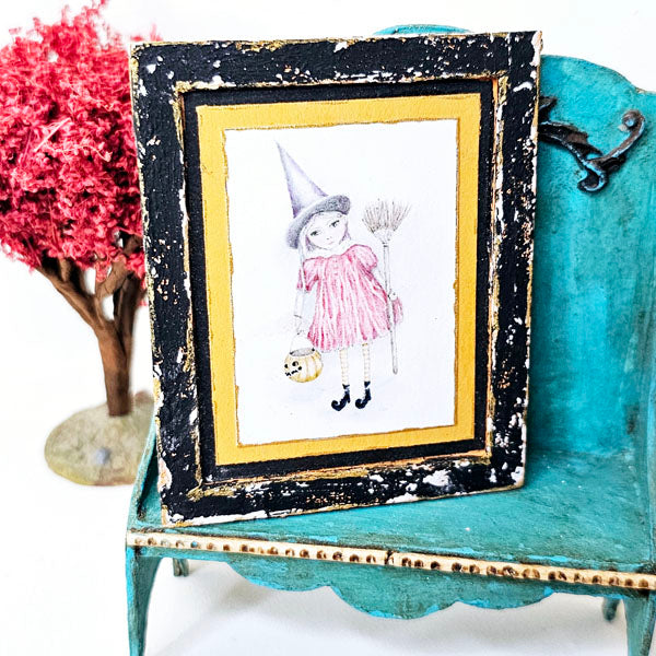 Miniature Fille Sorcière d'Halloween N°2:2 Cadre en Bois Fait Main pour Maison de Poupée Art
