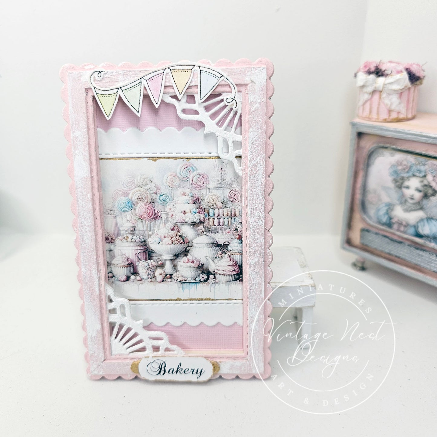 Miniatures Pâtisseries Pastel Nº 1:2 Faites Main pour Maison de Poupée Cadre en Bois Art