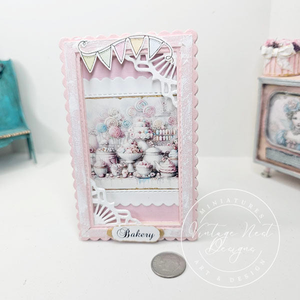 Miniatures Pâtisseries Pastel Nº 1:2 Faites Main pour Maison de Poupée Cadre en Bois Art