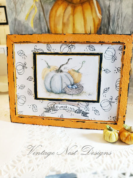 Miniature Pumpkin Patch No.4:3 Handmade for Dollhouse Diorama Shadow Box