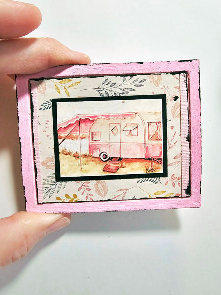 Miniature Barbie Camping-car N°1:4 Fait Main pour Maison de Poupée Cadre en Bois Art Diorama Pièce Boîte d'Ombres