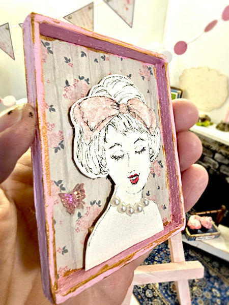 Miniature Hello Beautiful No.4 Handmade Framed Art for Dollhouse Diorama Shadow Box