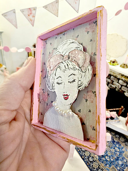Miniature Hello Beautiful No.4 Handmade Framed Art for Dollhouse Diorama Shadow Box