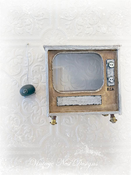 Mini TV Rétro N°2 Marron Décoration de Meubles de Maison de Poupée Échelle 1:12