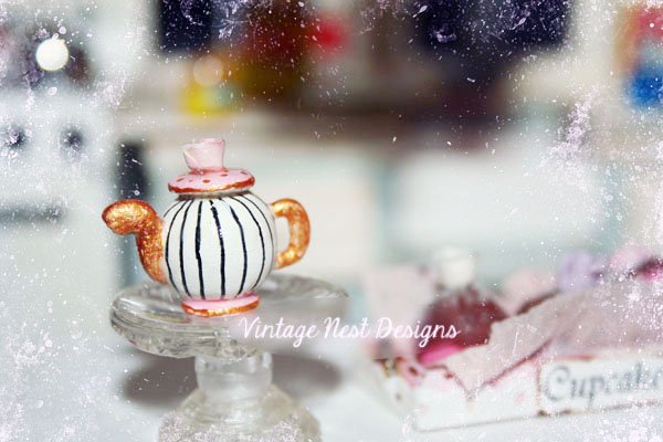 Tea Pot No.2 Dollhouse Miniature Handmade image 0