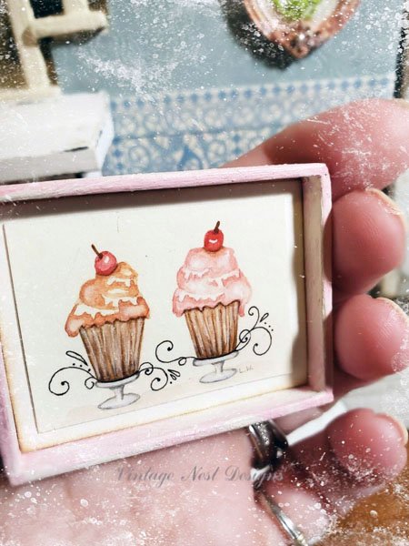 Le Treats Cupcakes No.2:1 Dollhouse Miniature Handmade image 3