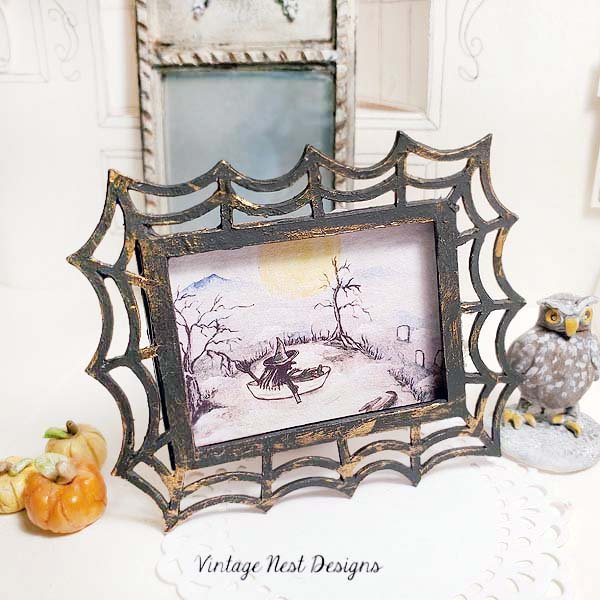 The Witch in the Boat No.1:1 Dollhouse Miniature Handmade image 4
