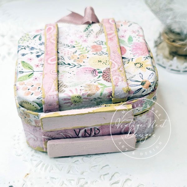 Luggage Suitcase No.53 Dollhouse Miniature Handmade image 2